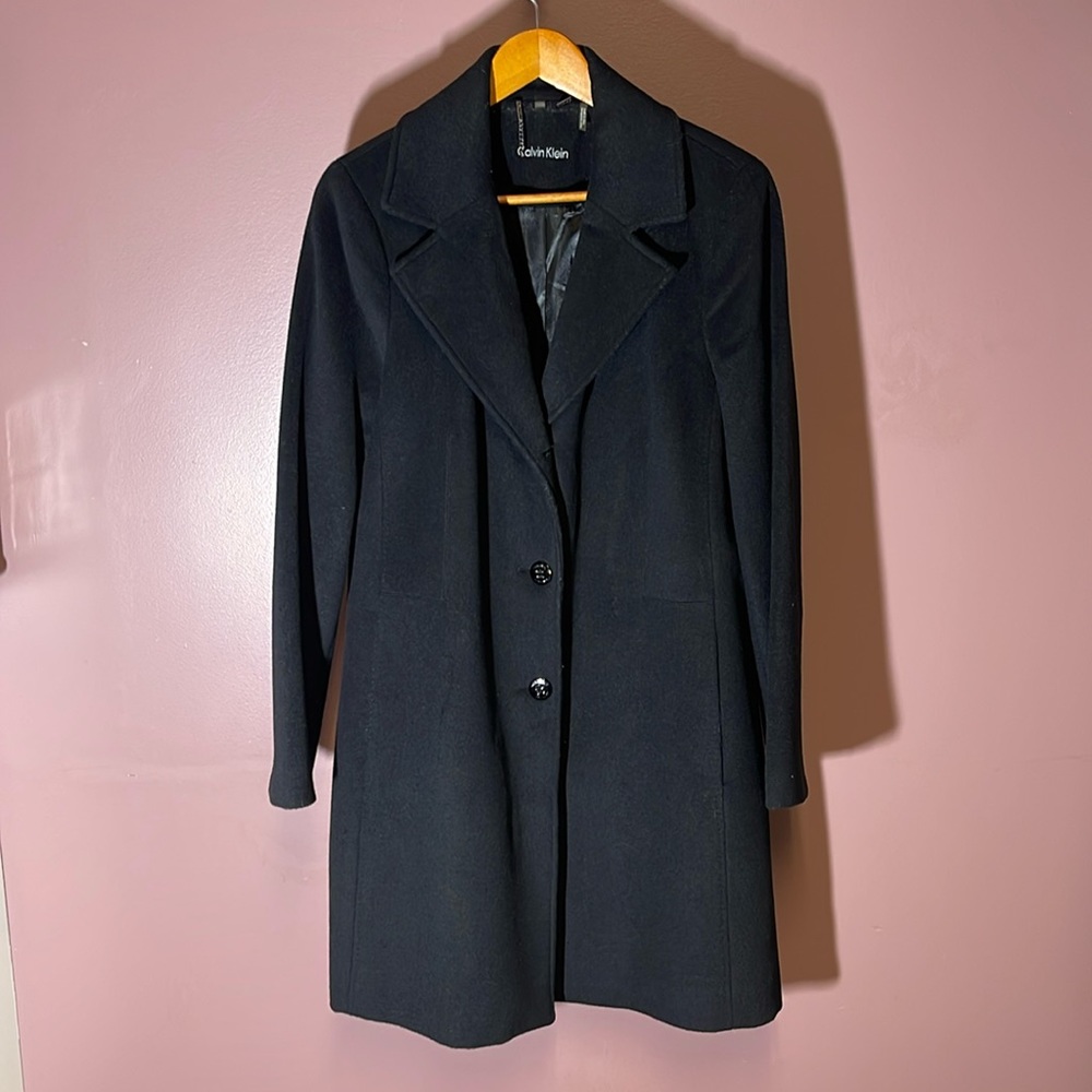 Ladies Calvin Klein 3 Button Peacoat With In Great Condition! Plus sizes